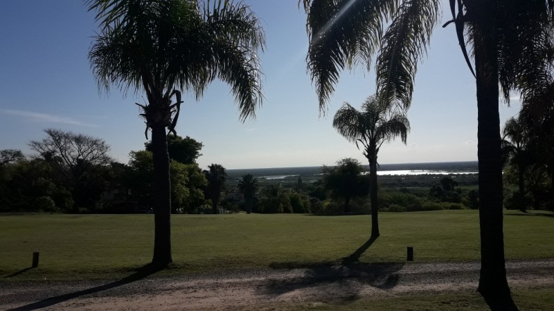 VENTA - CASA 3 HABITACIONES - CLUB DE CAMPO LAS COLINAS