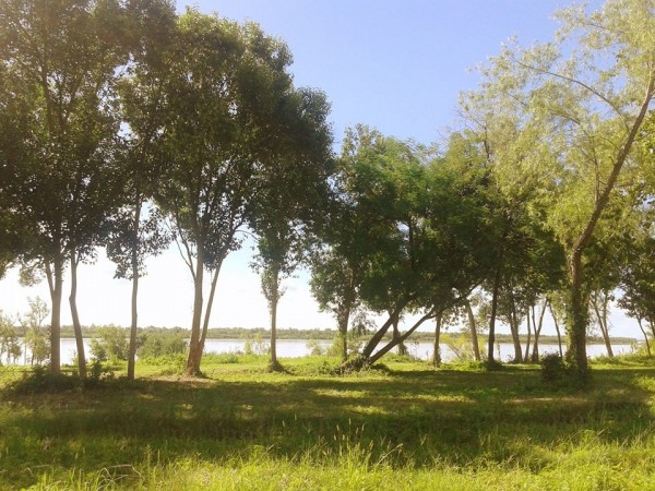 VENTA - TERRENO AL LADO DEL RIO PARANA