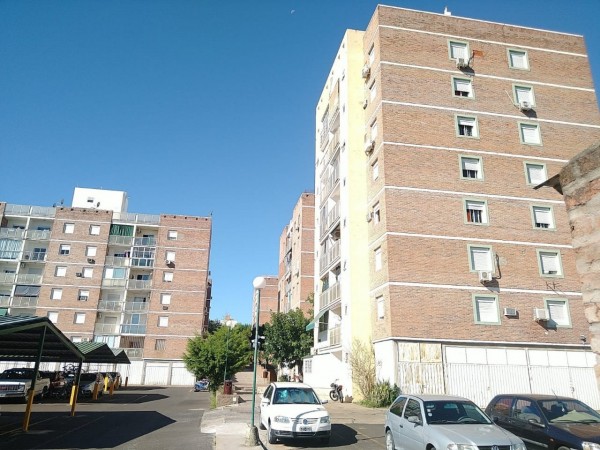 VENTA - DEPARTAMENTO 2 HABITACIONES - COMPLEJO CERRADO ALTOS DE ITUZAINGO