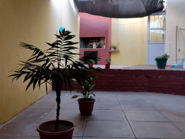 VENTA - DUPLEX 2 HABITACIONES - ZONA COLEGIO SANTA RITA