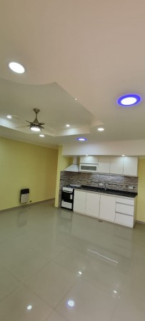 VENTA - CASA 2 HABITACIONES - ZONA ZANNI & JORGE NEWERY