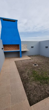 VENTA - CASA 2 HABITACIONES - ZONA ZANNI & JORGE NEWERY
