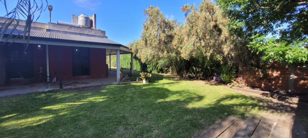 VENDO CASA EN ZONA RESIDENCIAL