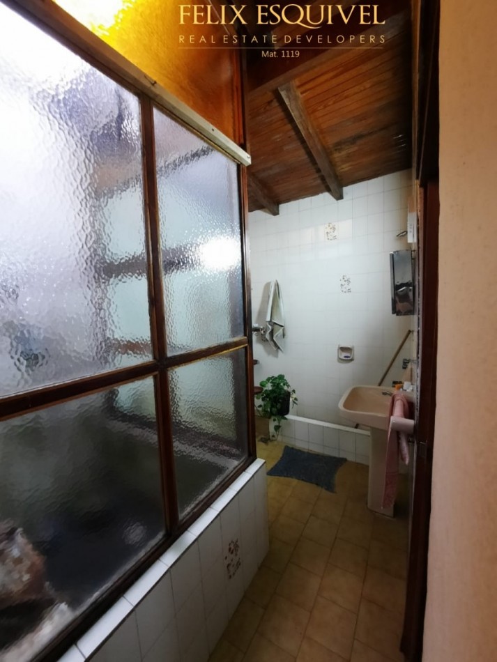 VENTA - CASA 3 HABITACIONES - ZONA MICROCENTRO