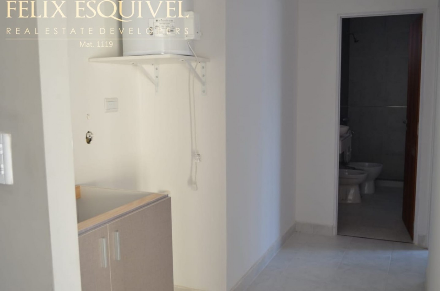 VENTA - CASA 1 Y 2 HABITACIONES A ESTRENAR - RUTA 11