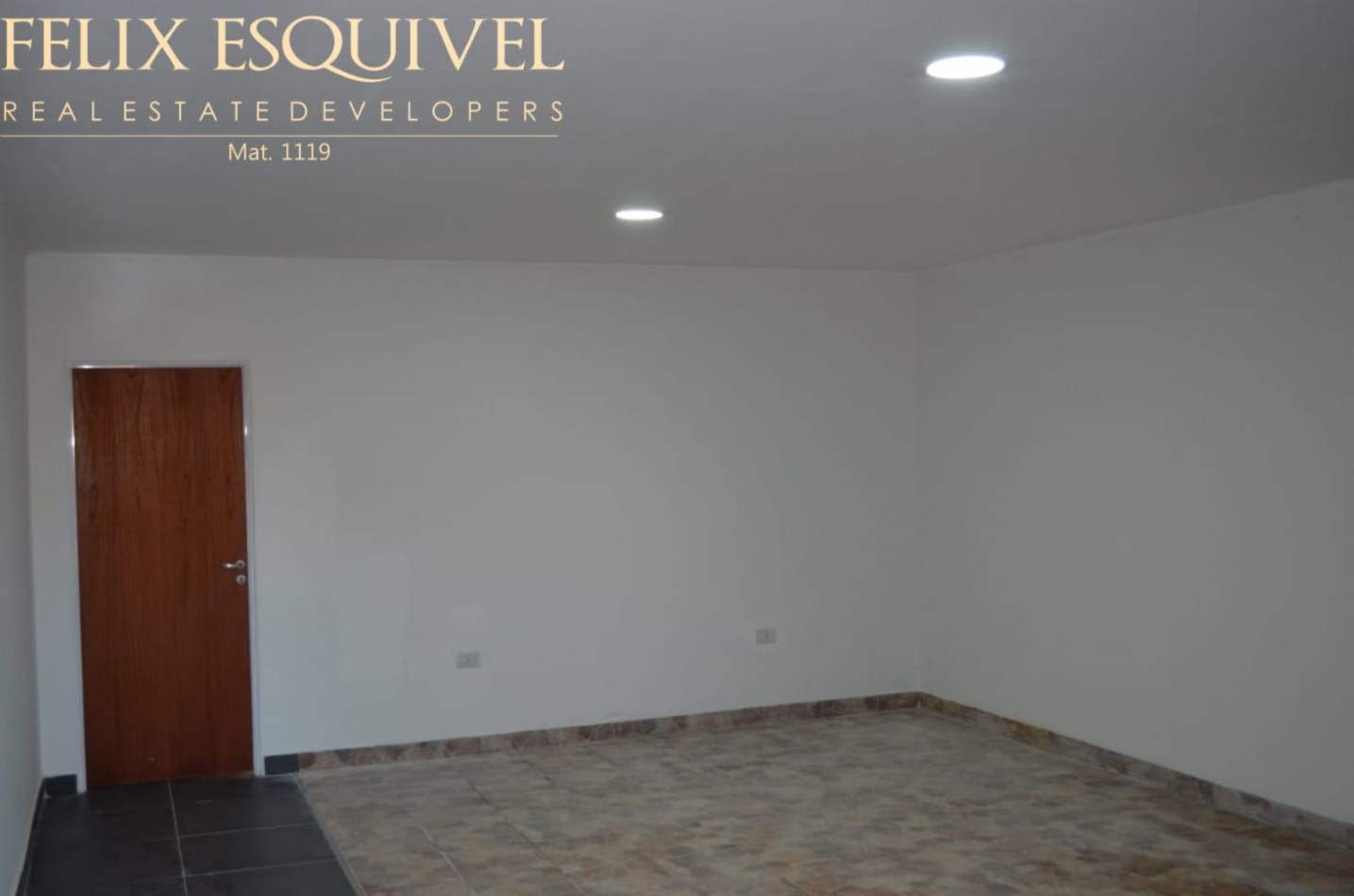 VENTA - CASA 1 Y 2 HABITACIONES A ESTRENAR - RUTA 11