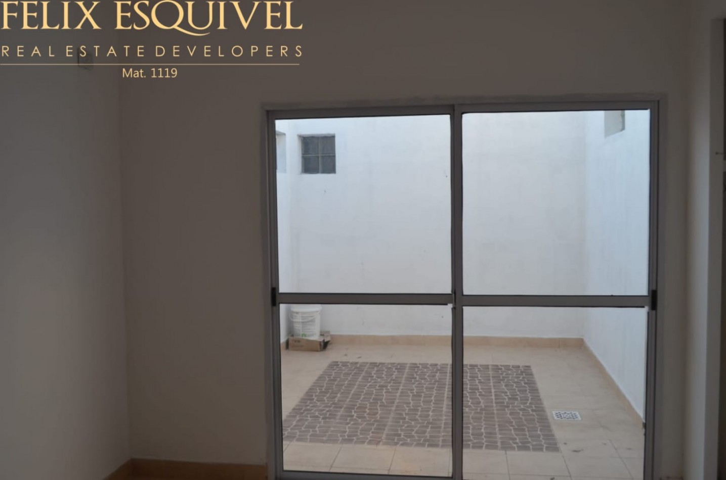 VENTA - CASA 1 Y 2 HABITACIONES A ESTRENAR - RUTA 11