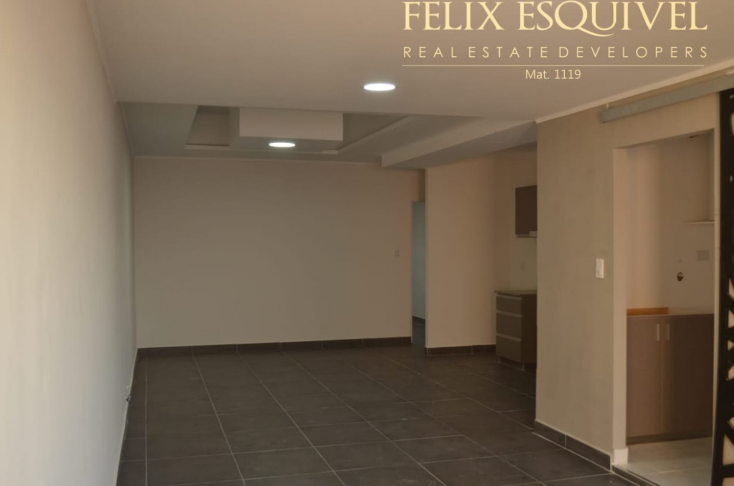 VENTA - CASA 1 Y 2 HABITACIONES A ESTRENAR - RUTA 11