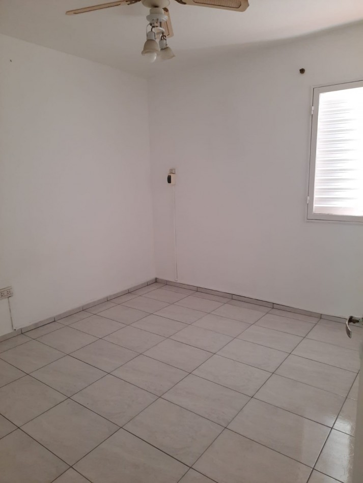 VENTA - DEPTO 2 DORMITORIOS C/TERRAZA - BARRIO ROCAMORA