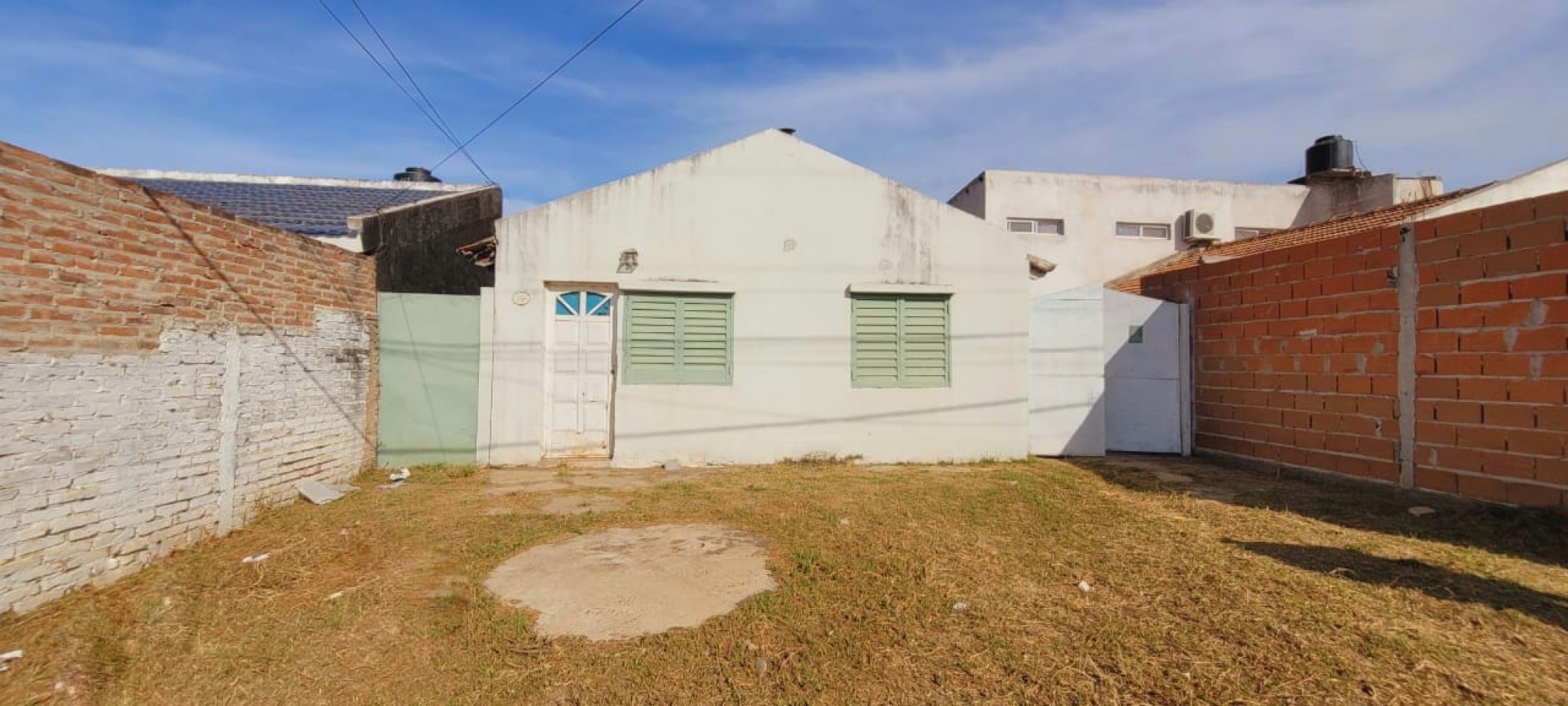 VENTA - CASA 3 HABITACIONES - SAN BENITO