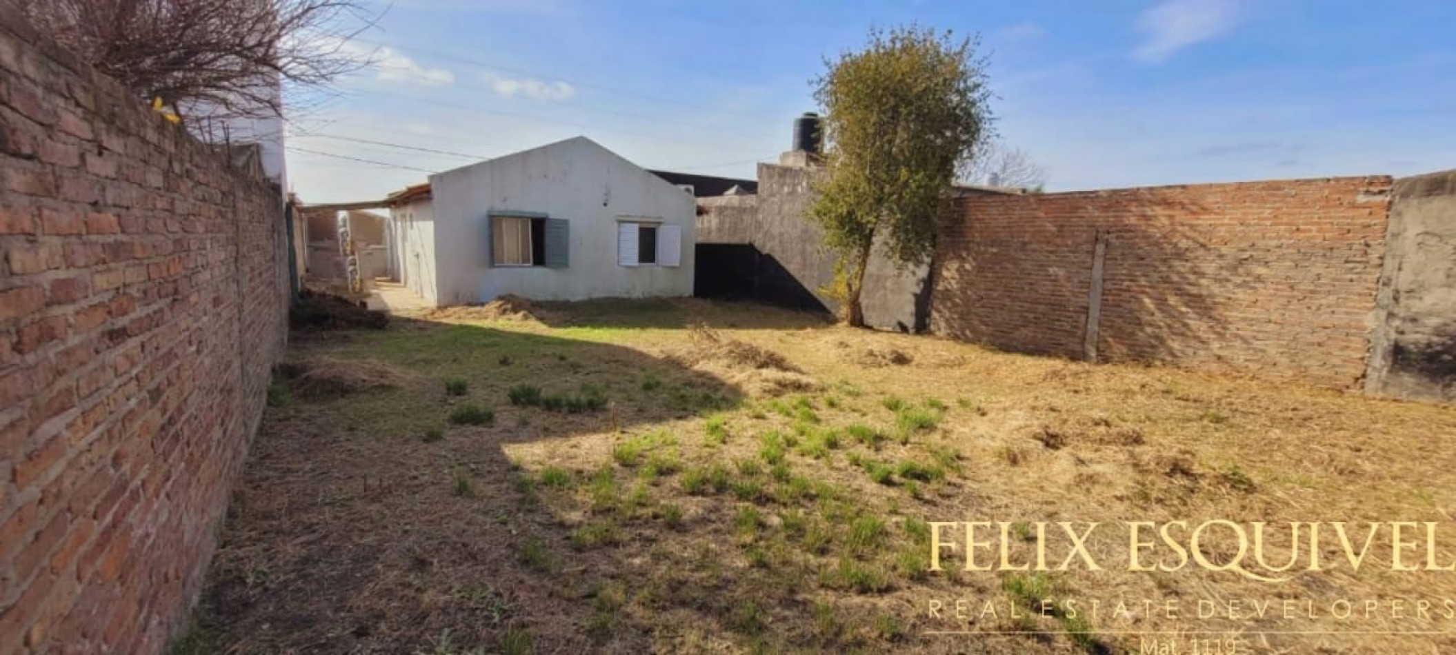 VENTA - CASA 3 HABITACIONES - SAN BENITO