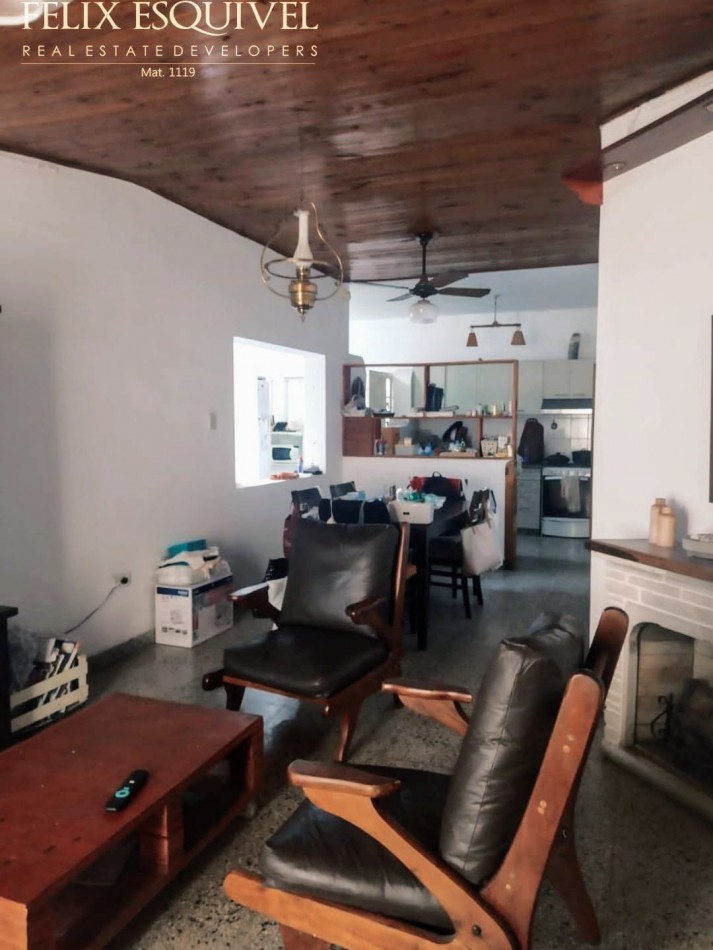 VENTA - CASA 3 HABITACIONES - ZONA BARRIO MERCANTIL