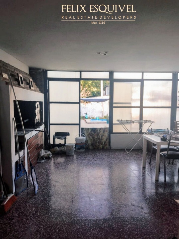 VENTA - CASA 3 HABITACIONES - ZONA BARRIO MERCANTIL