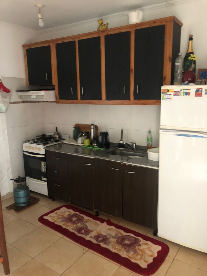 VENTA O PERMUTA - CASA 2 HABITACIONES - ZONA ORO VERDE