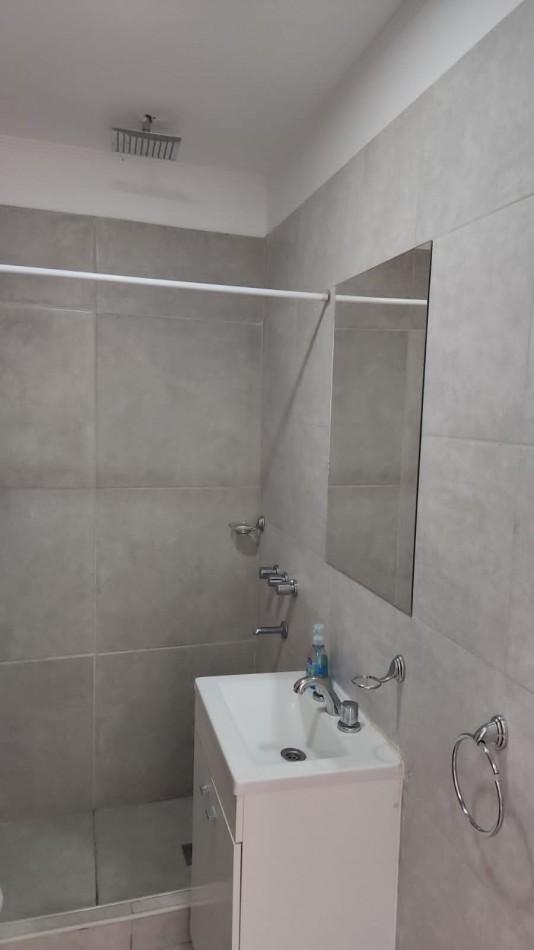 VENTA - DEPATRAMENTO 1 HABITACION PLANTA BAJA C/PATIO - ZONA CENTRICA