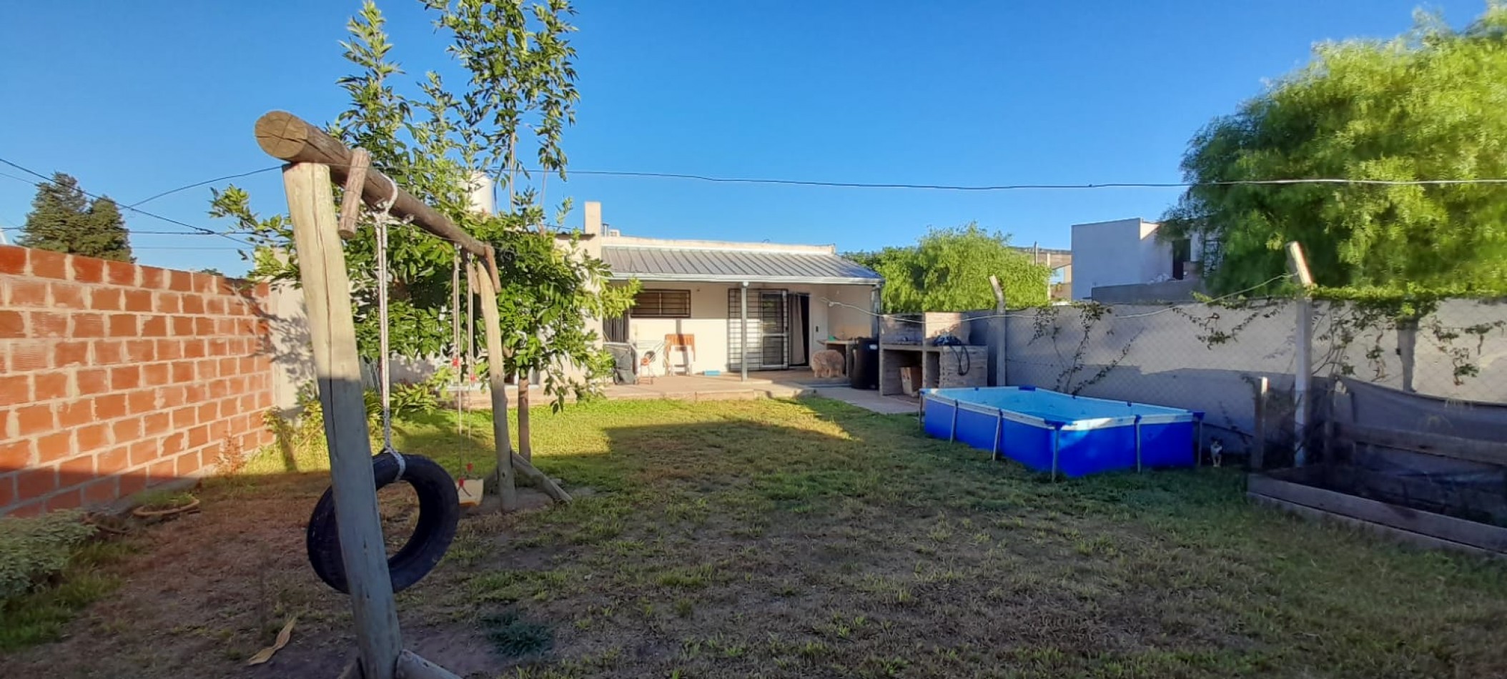 VENTA - CASA 3 HABITACIONES - BARRIO LOS CEDROS