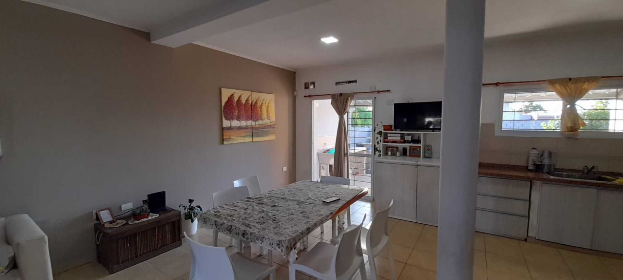 VENTA - CASA 3 HABITACIONES - BARRIO LOS CEDROS