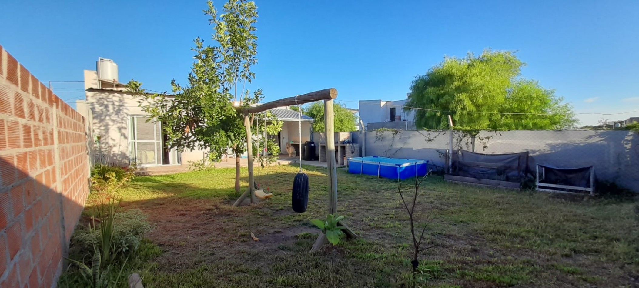 VENTA - CASA 3 HABITACIONES - BARRIO LOS CEDROS