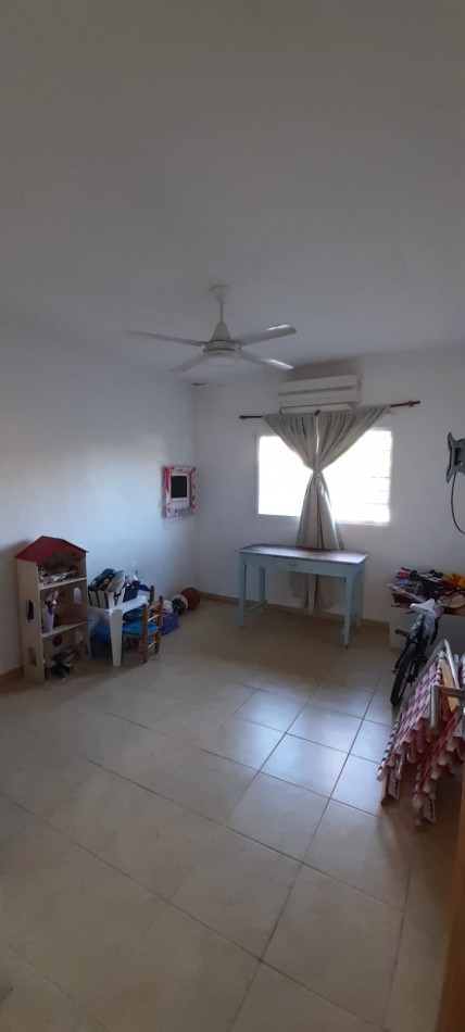 VENTA - CASA 3 HABITACIONES - BARRIO LOS CEDROS