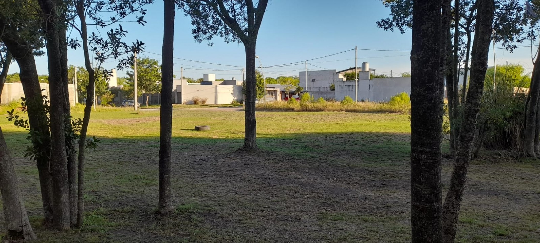 VENTA - CASA 3 HABITACIONES - BARRIO LOS CEDROS