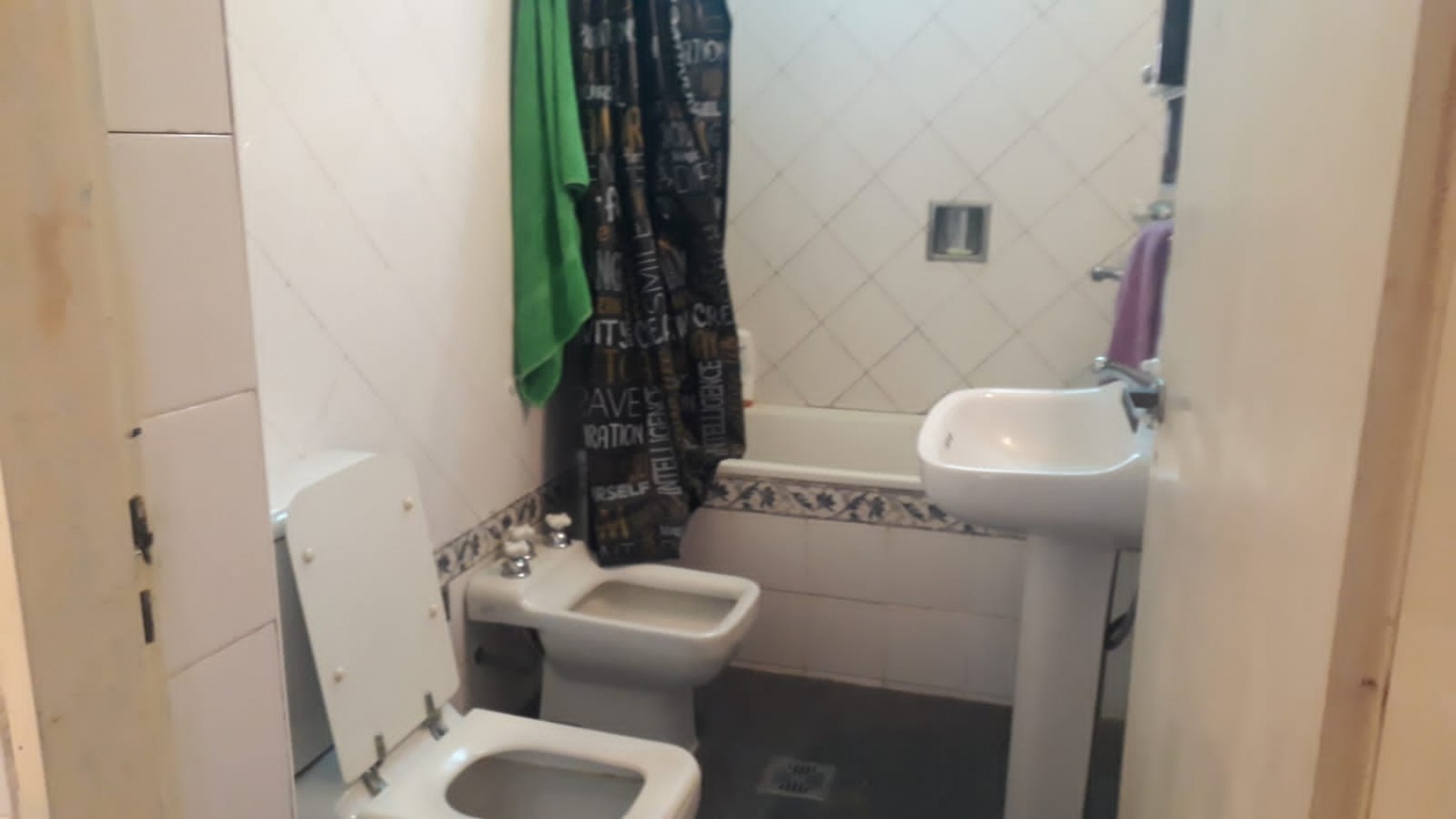 VENTA - CASA 3 HABITACIONES - ZONA BOULEVARES