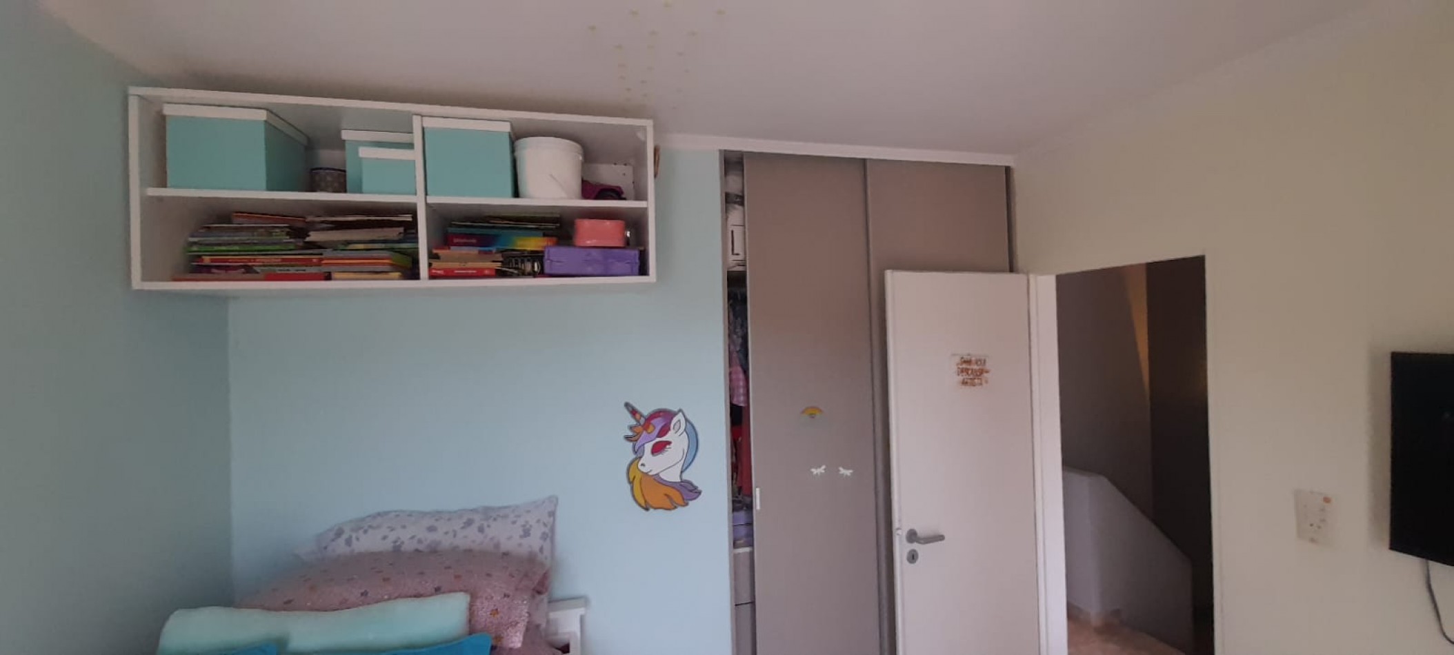 VENTA - CASA EN DOS PLANTAS 3 HABITACIONES - ZONA DON BOSCO Y GOBERNADOR CRESPO