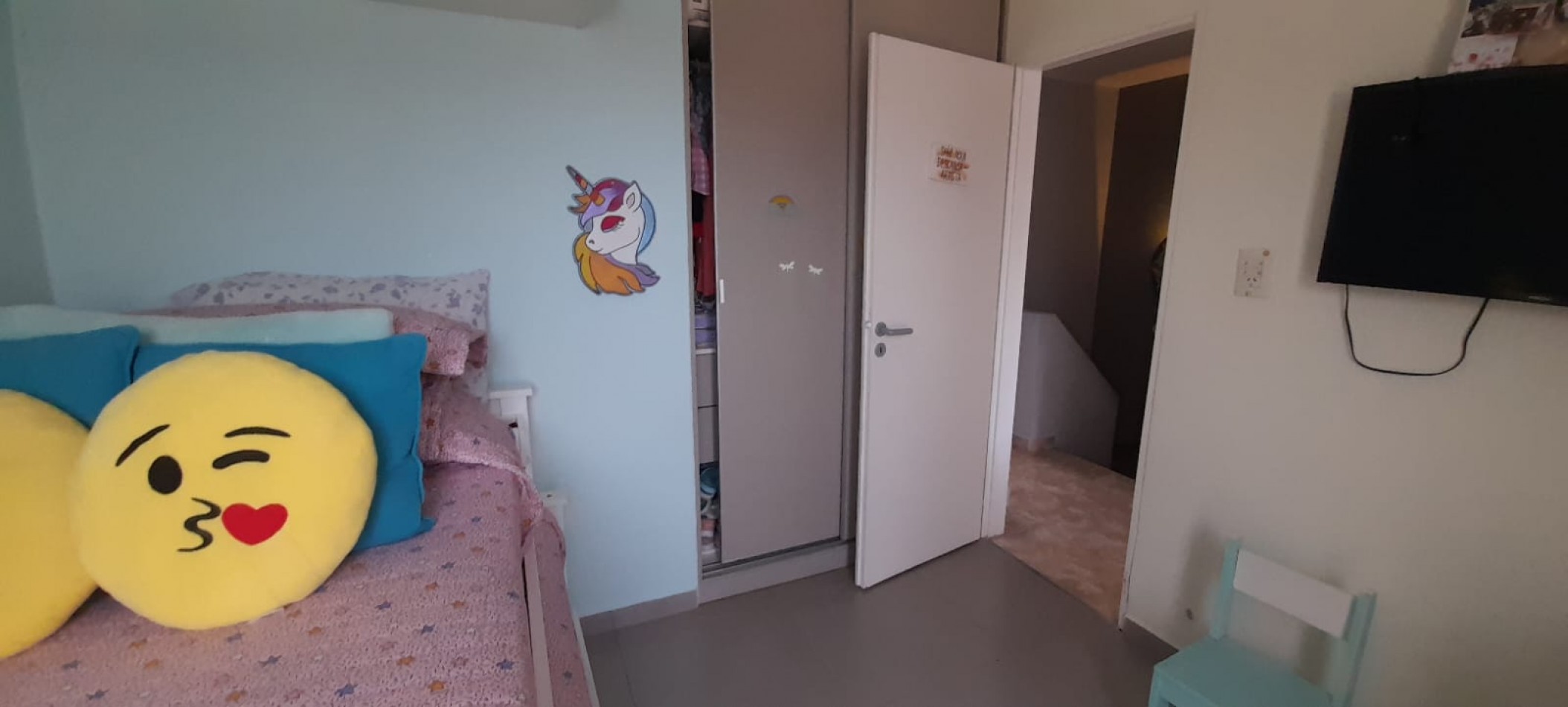 VENTA - CASA EN DOS PLANTAS 3 HABITACIONES - ZONA DON BOSCO Y GOBERNADOR CRESPO