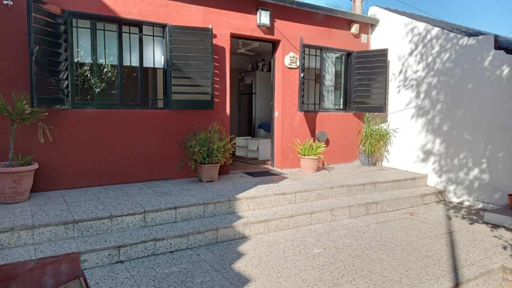 VENTA - CASA 2 HABITACIONES - ZONA GARRIGO Y PROVINCIAS UNIDAS