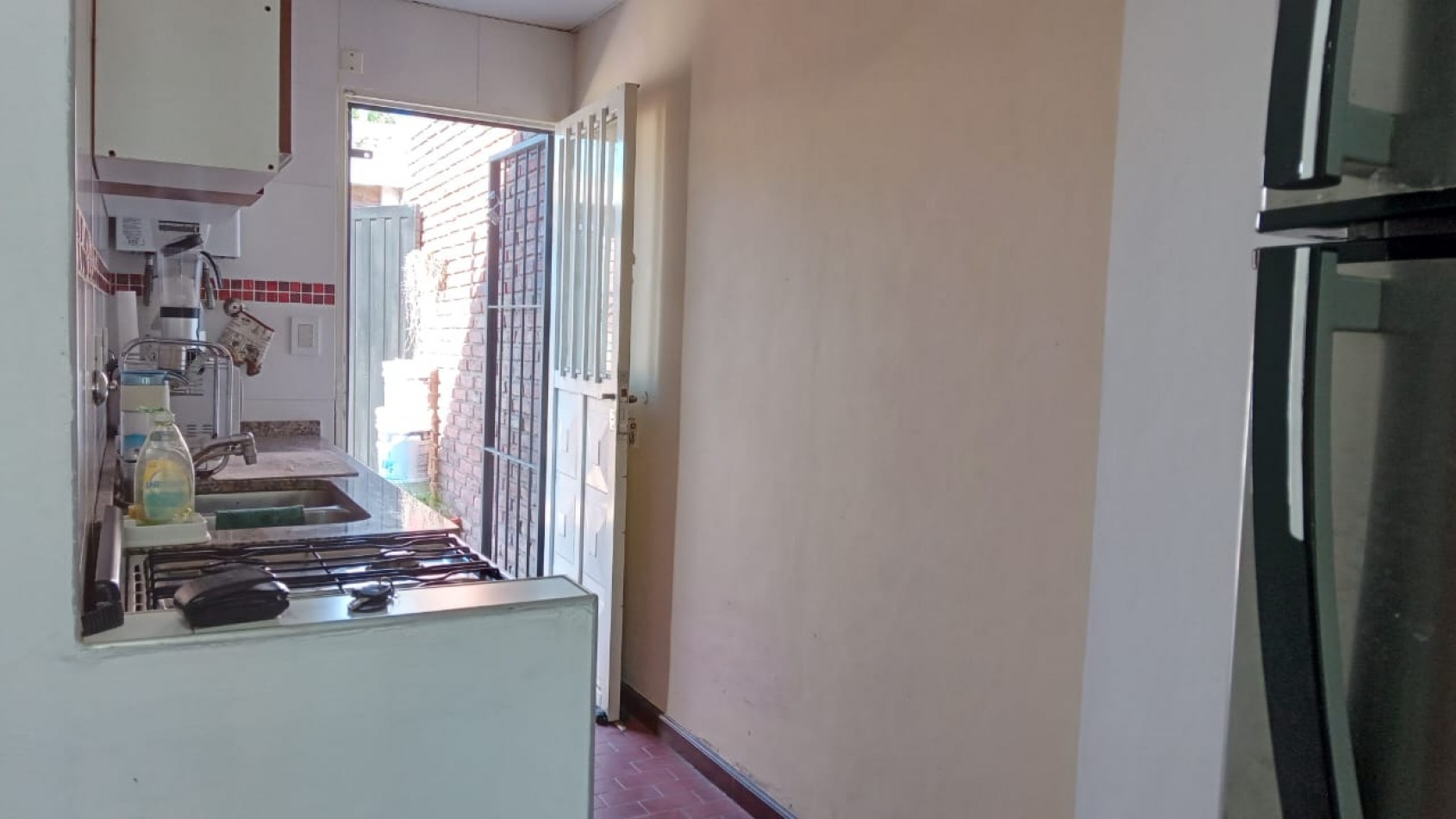VENTA - CASA 2 HABITACIONES - ZONA GARRIGO Y PROVINCIAS UNIDAS