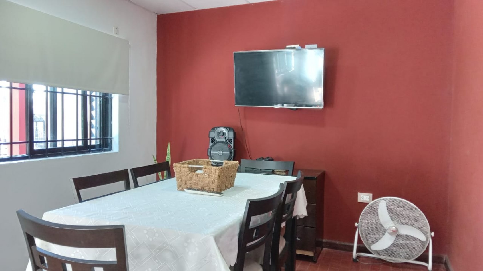 VENTA - CASA 2 HABITACIONES - ZONA GARRIGO Y PROVINCIAS UNIDAS