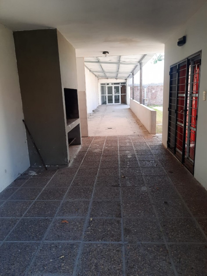 VENTA casa Dos dormitorios MAS Salon de usos multiples - Zona Paracao