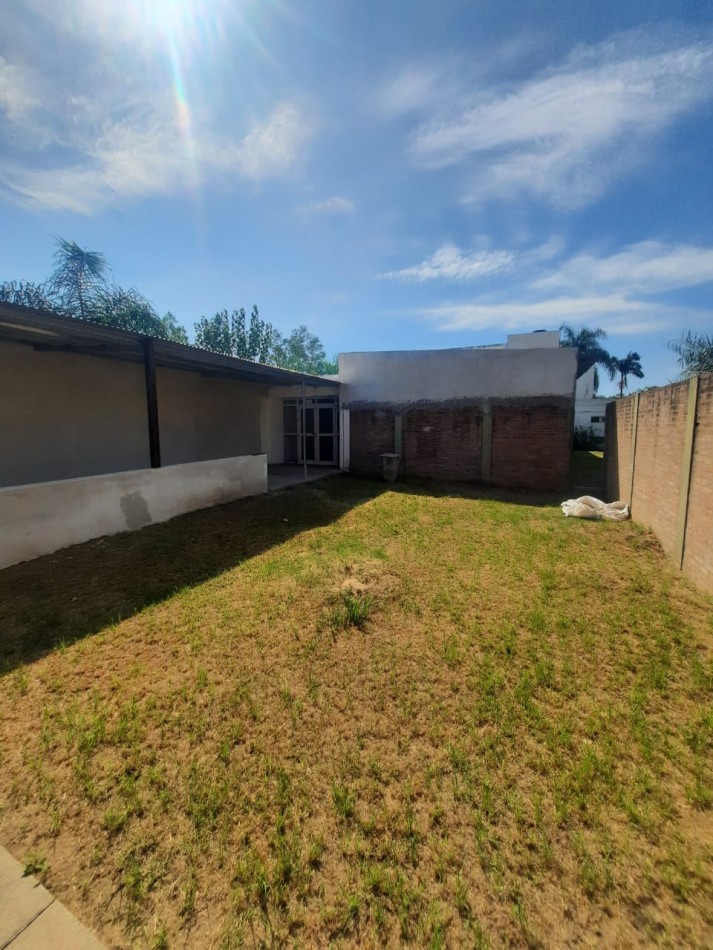 VENTA casa Dos dormitorios MAS Salon de usos multiples - Zona Paracao