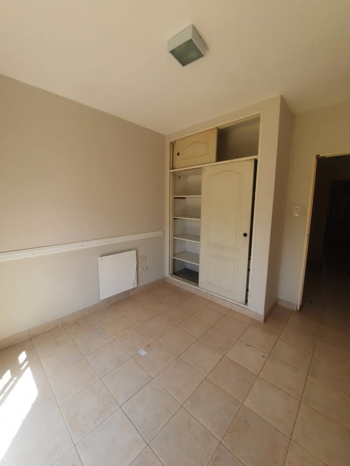 VENTA casa Dos dormitorios MAS Salon de usos multiples - Zona Paracao