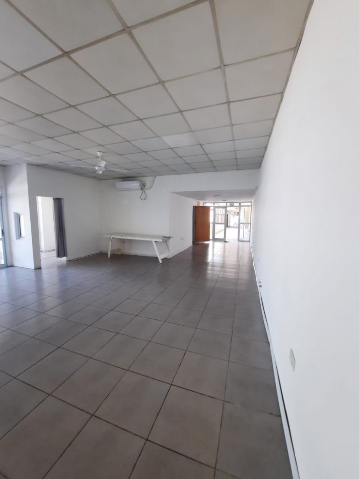 VENTA casa Dos dormitorios MAS Salon de usos multiples - Zona Paracao