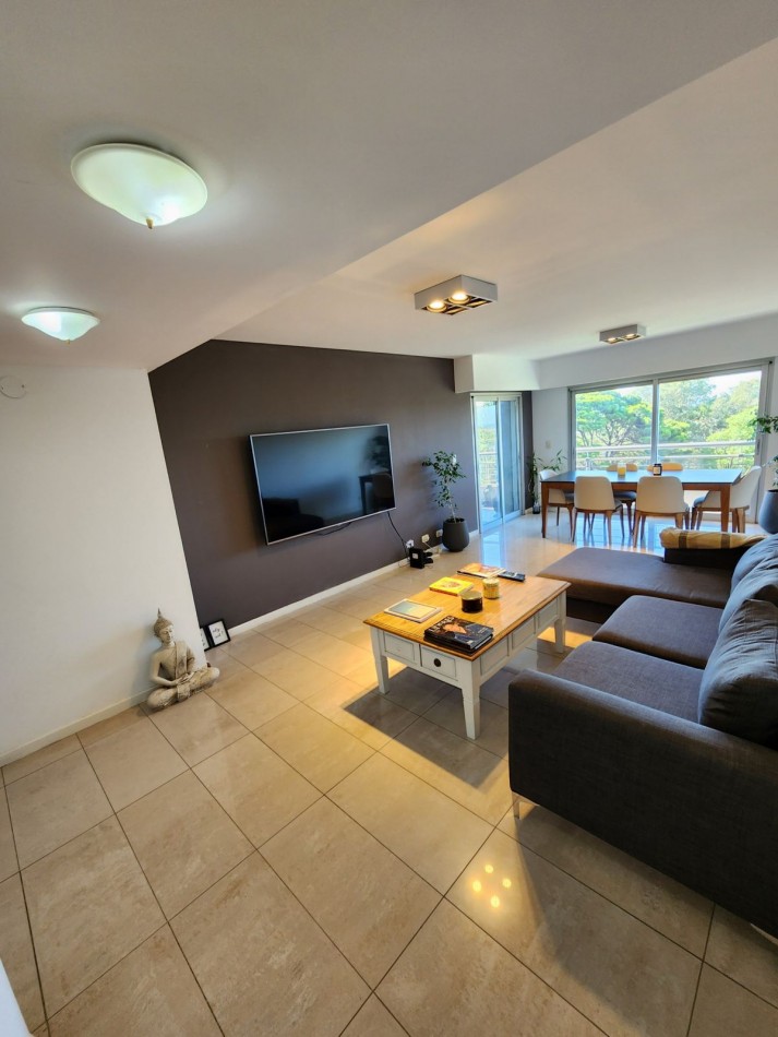 VENTA departamento de categoria - Zona Parque