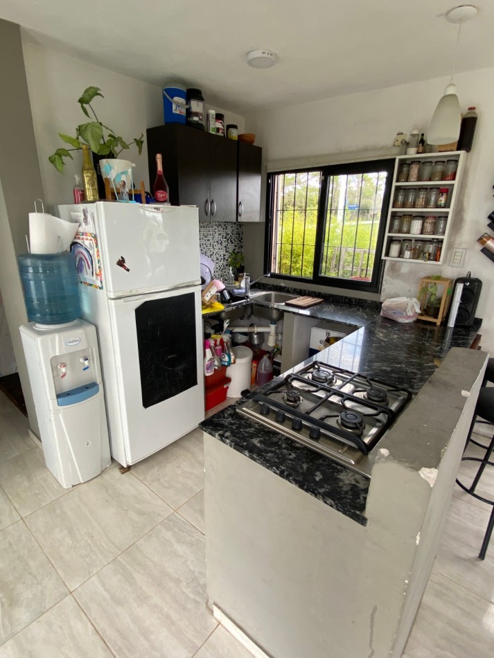 EN VENTA CASA DE DOS PLANTAS