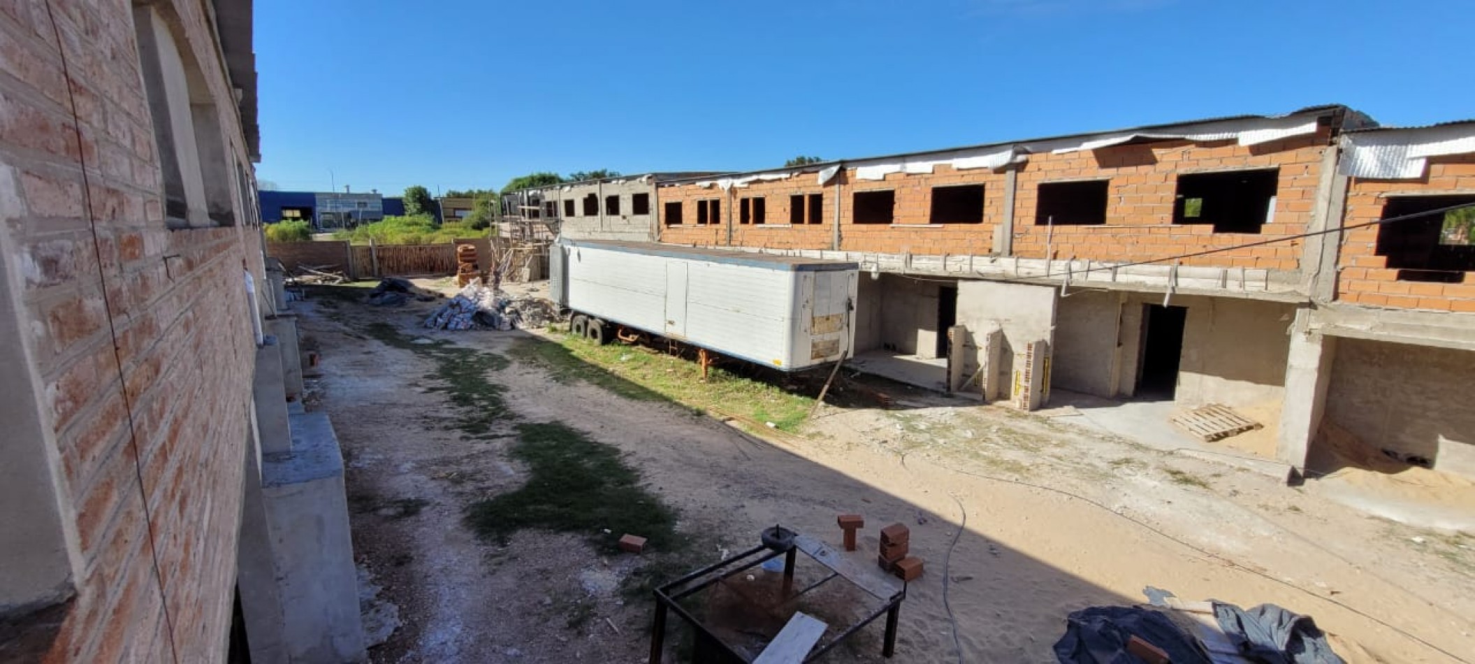 VENTA - DUPLEX 3 HAB. BARRIO CERRADO AV. ZANNI