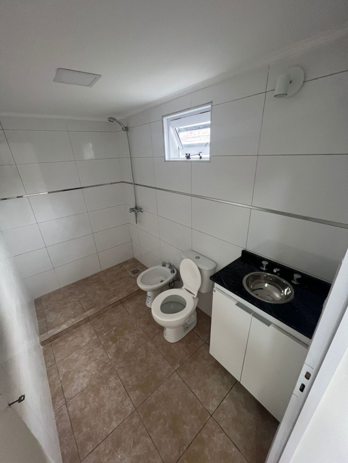 VENTA CASA 1 HABITACION - ZONA Rondeau Y Brown