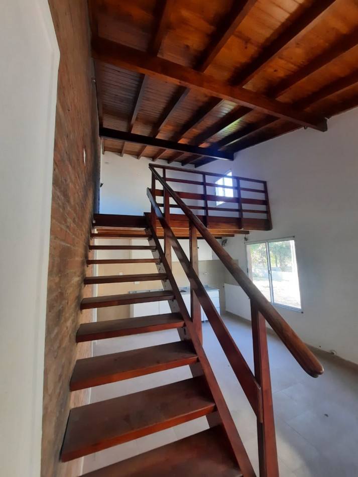 VENTA - CASA 3 HABITACIONES - ZONA SINDICATO DE COMERCIO
