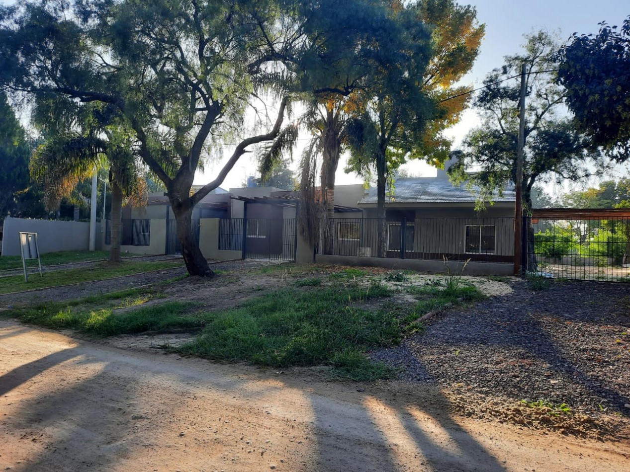 VENTA - CASA 3 HABITACIONES - ZONA SINDICATO DE COMERCIO