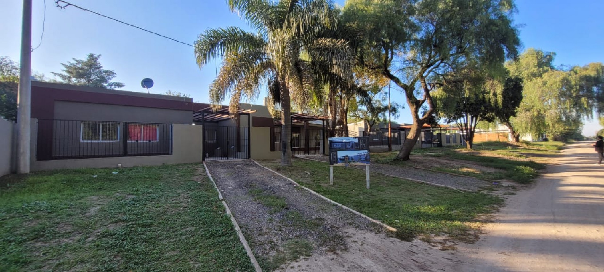 VENTA - CASA 2 HABITACIONES - ZONA SINDICATO DE COMERCIO
