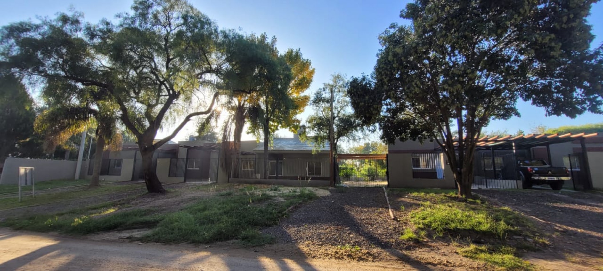 VENTA - CASA 2 HABITACIONES - ZONA SINDICATO DE COMERCIO
