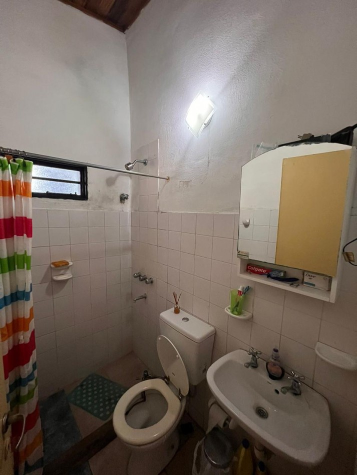 VENTA - CASA 2 HABITACIONES - ZONA WALTER HEINZE Y LARRAMENDI
