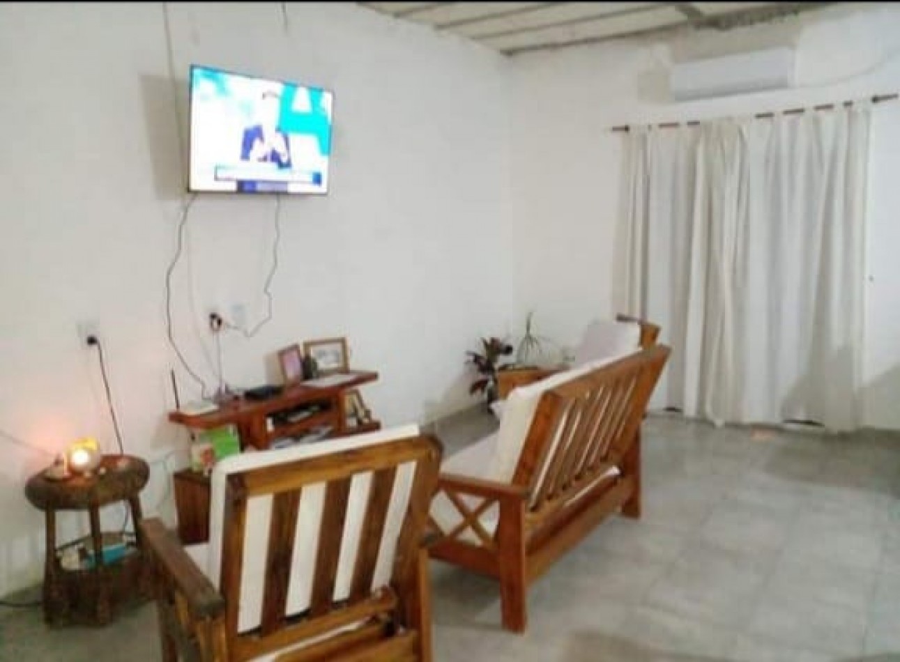 VENTA - CASA 2 HABITACIONES - ZONA AEROPUERTO