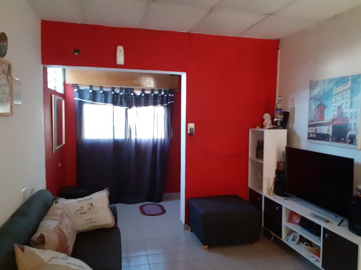 VENTA - DEPARTAMENTO 2 HABITACIONES - ZONA CASIANO CALDERON & CNEL DOMINGUEZ
