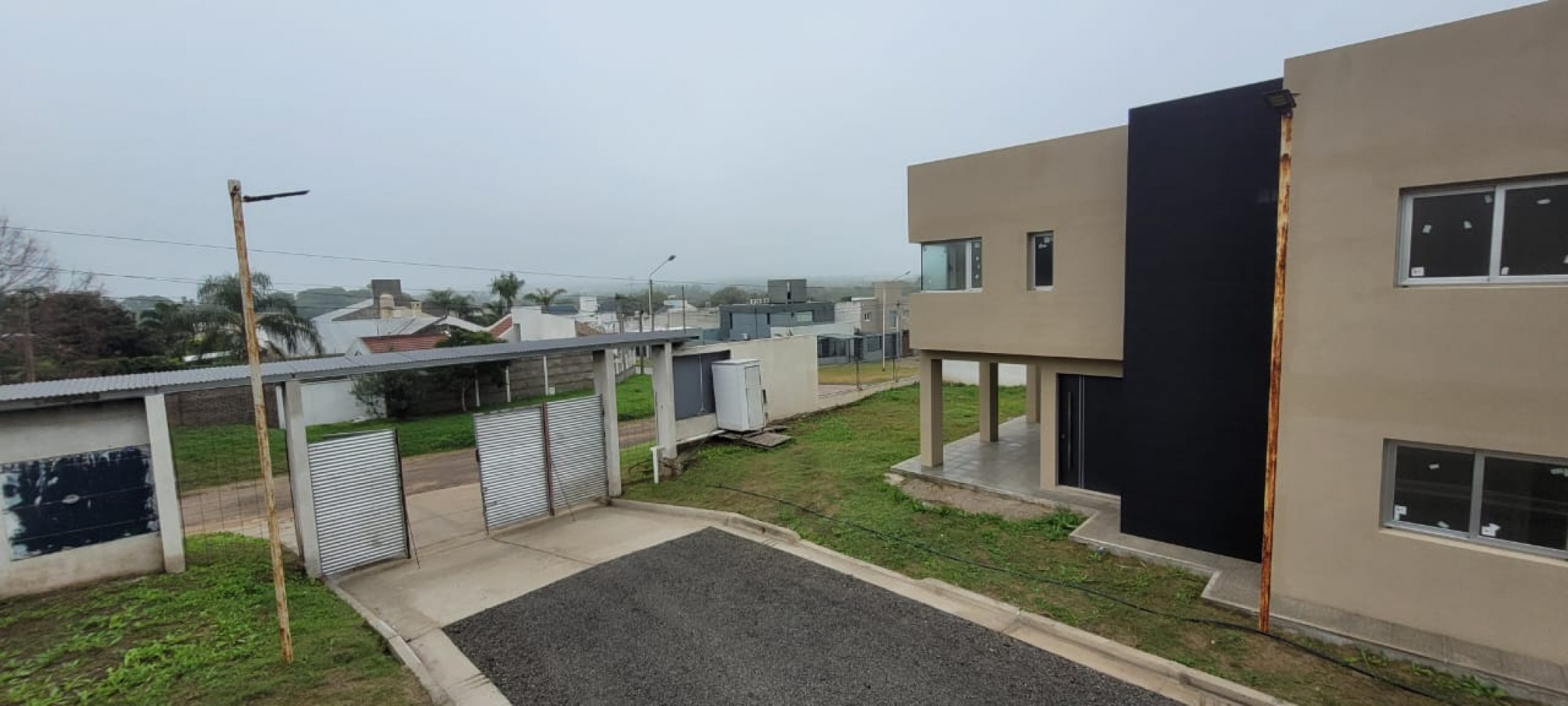 VENTA - CASA 4 HABITACIONES - BARRIO CERRADO TORTUGUITAS