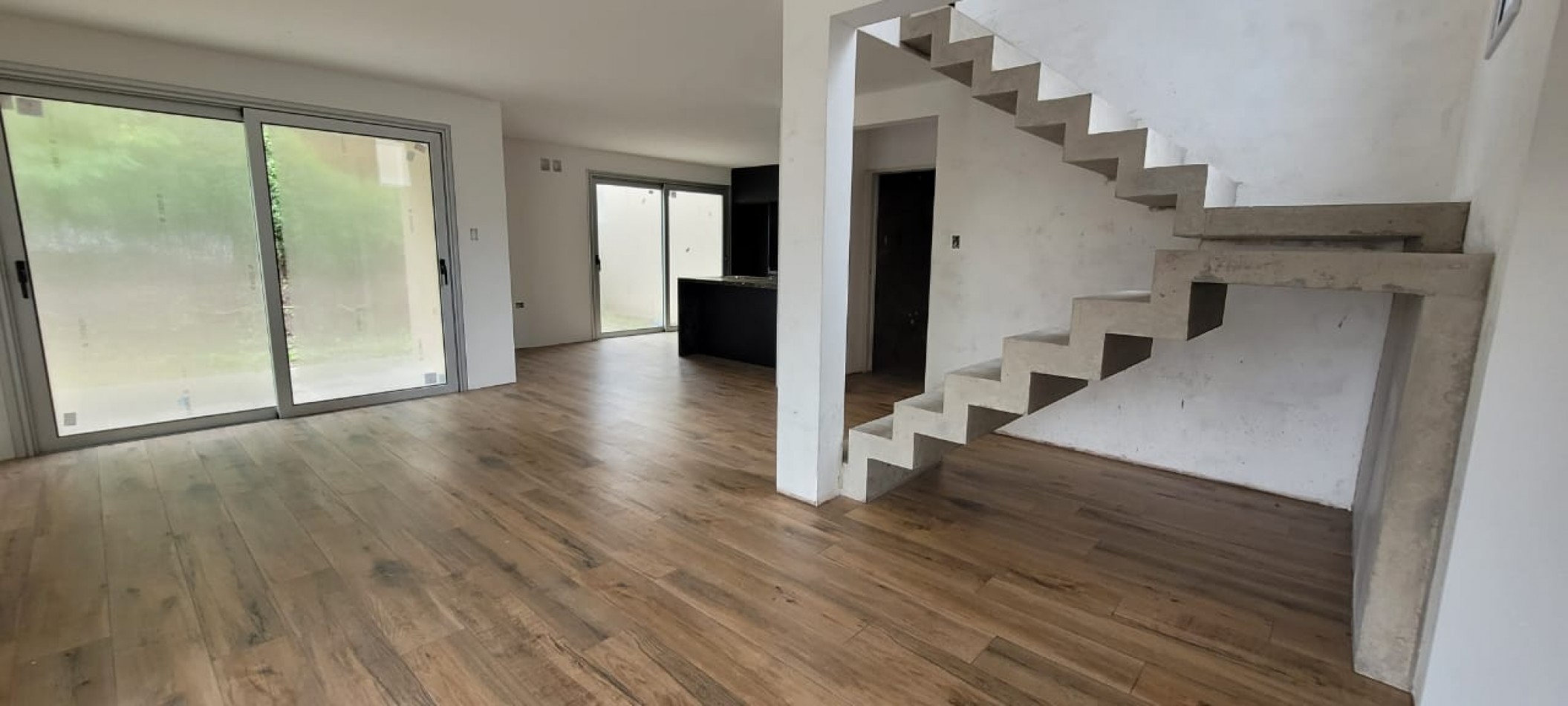 VENTA - CASA 4 HABITACIONES - BARRIO CERRADO TORTUGUITAS