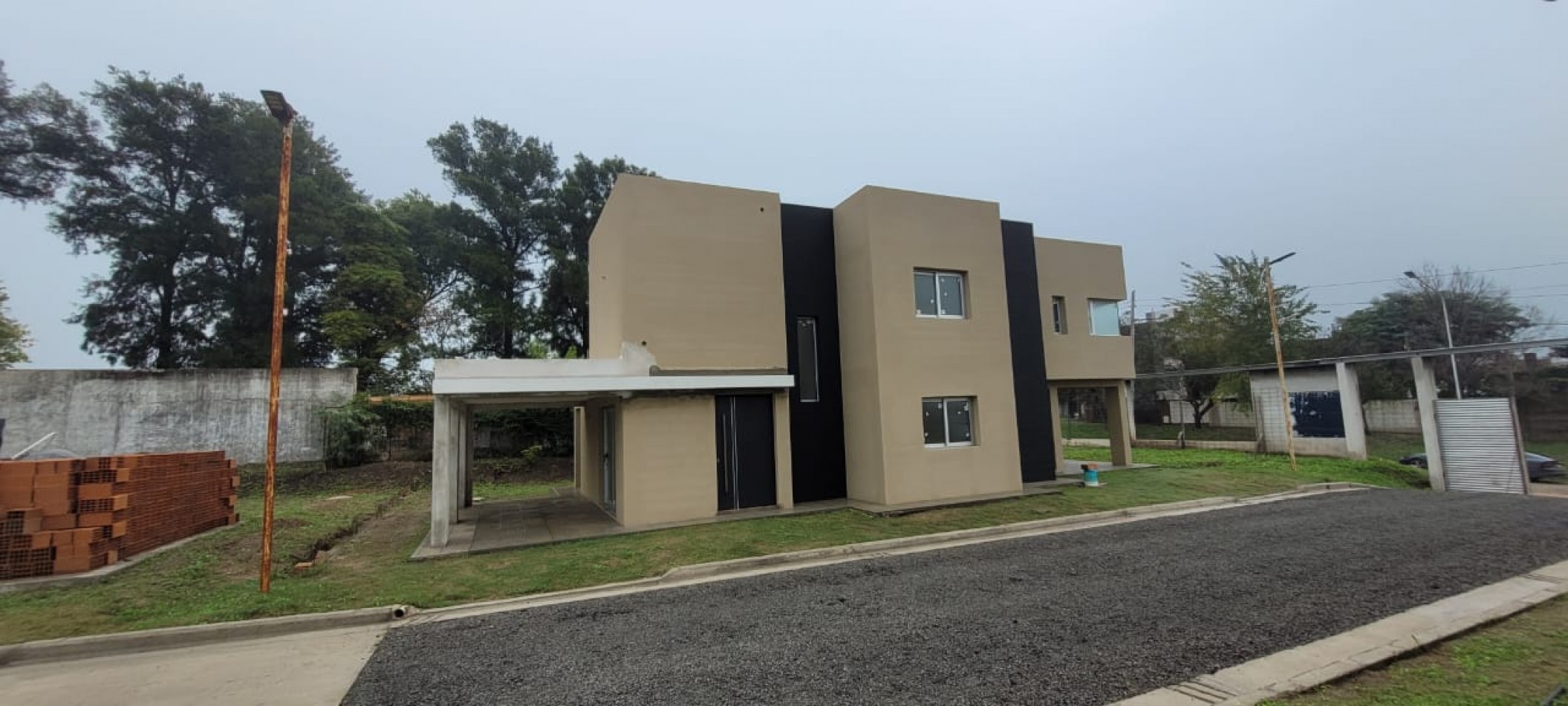 VENTA - CASA 4 HABITACIONES - BARRIO CERRADO TORTUGUITAS