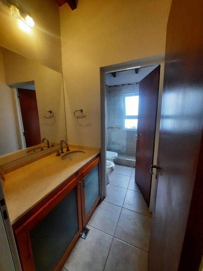 VENTA - CASA QUINTA 3 HABITAIONES - RUTA 18 KM 17.5