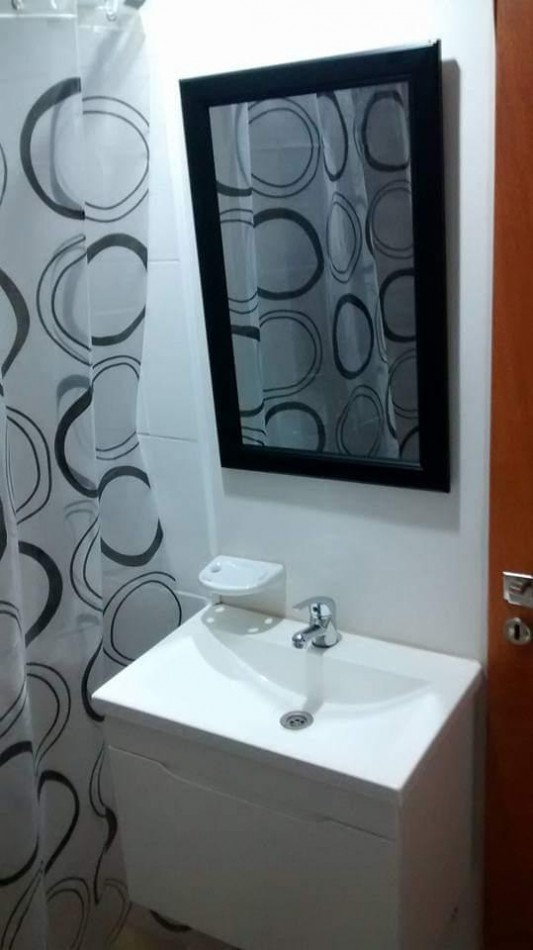 VENTA - MONOAMBIENTE - ZONA CENTRO